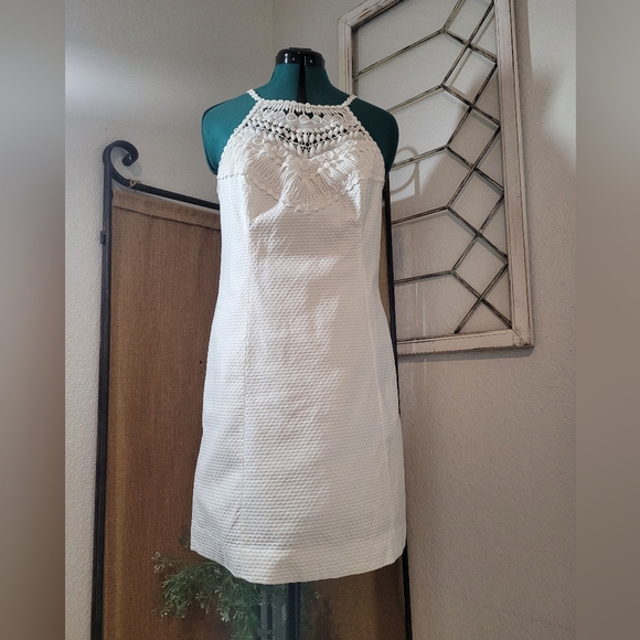 Lilly Pulitzer Dresses & Skirts - Lilly Pulitzer Pearl Shift Dress Mini Womens 8 White Textured Pique Emboidered